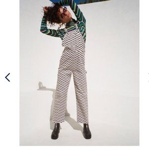 Lisa Says Gah Black and White Geometric Overalls Jumpsuit